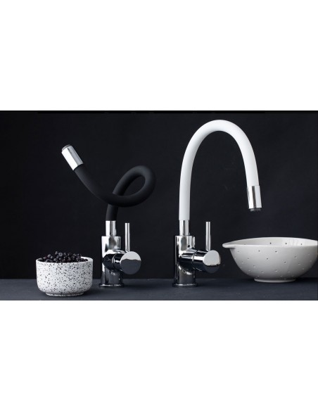 MISCELATORE LAVELLO CON CANNA FLESSIBILE DI COLORE BIANCO