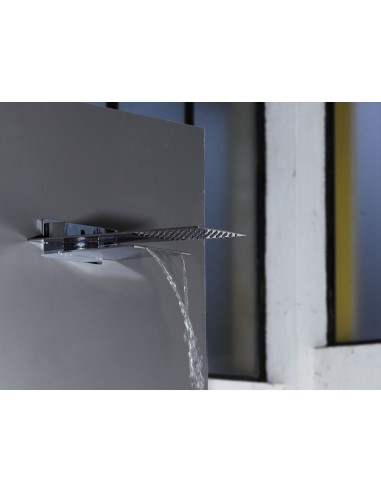 DOPPELTE WANDBRAUSE AUS MESSING MIT WASSERFALL